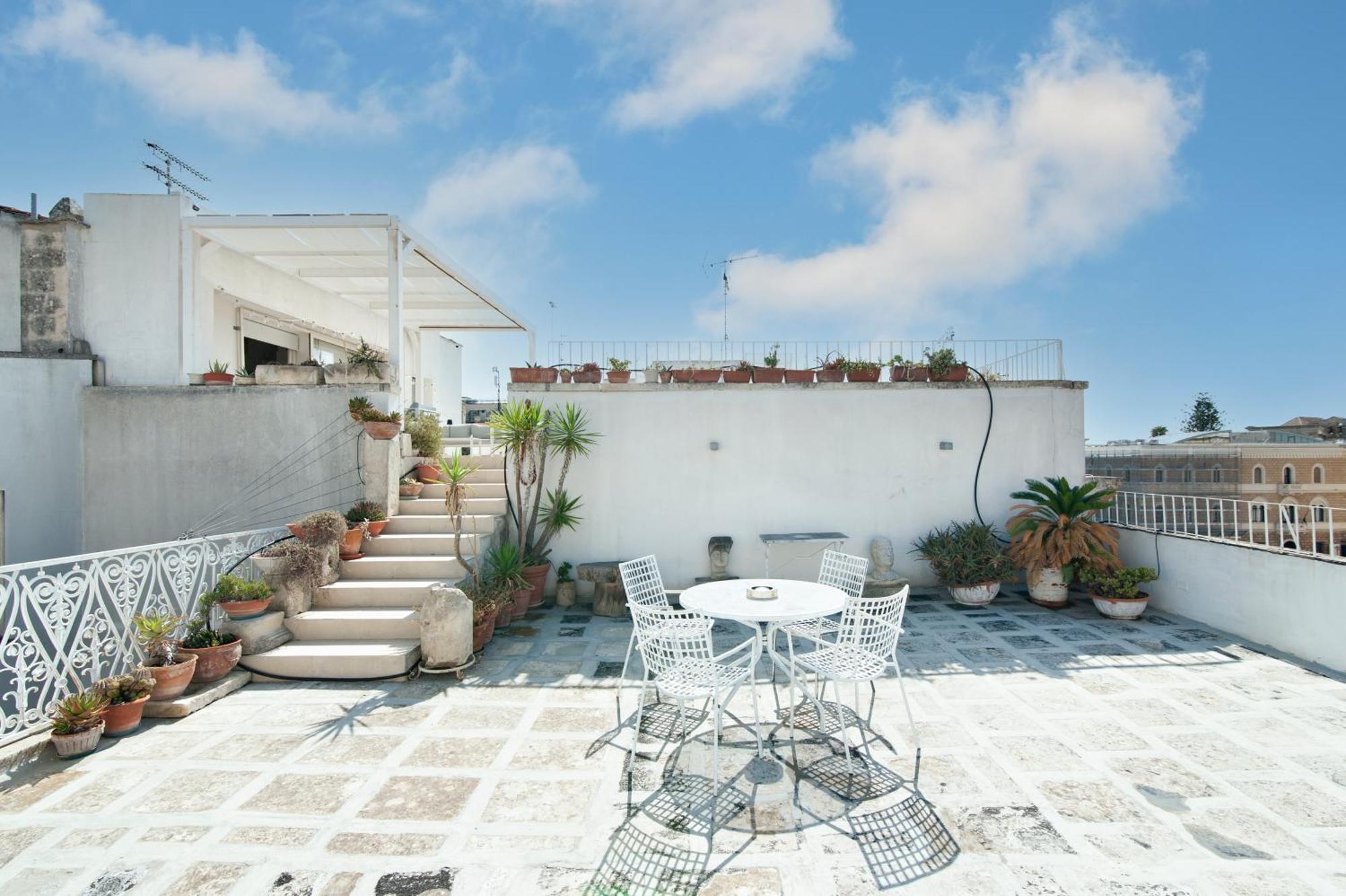 Terrazza Sant'Oronzo Acomodação com café da manhã Lecce Exterior foto