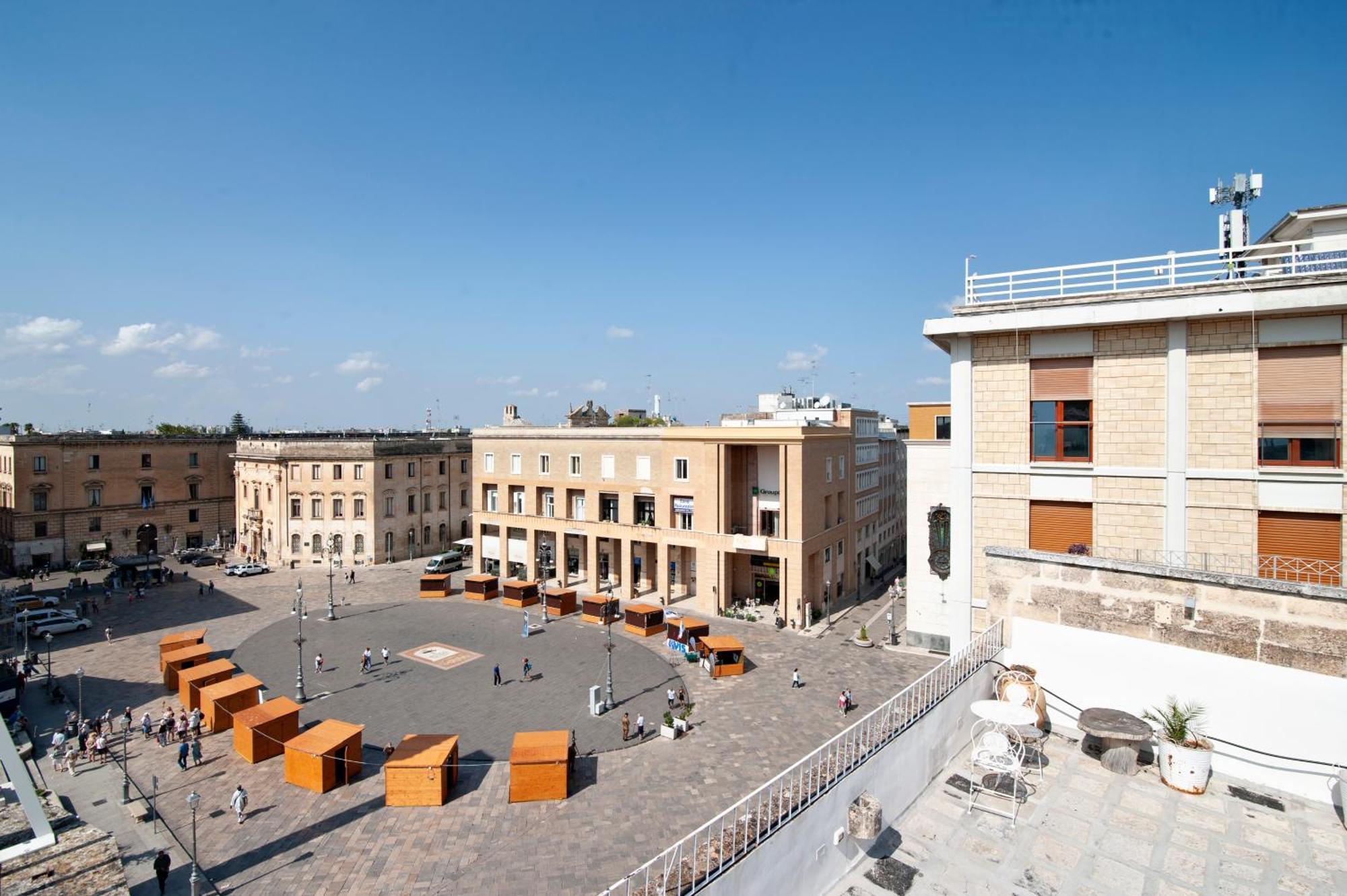 Terrazza Sant'Oronzo Acomodação com café da manhã Lecce Exterior foto